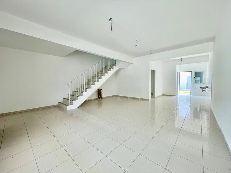 Rumah Teres untuk Dijual di Sepang (Selangor) - Azira Ahmad - Interior - PropertyGuru.com.my