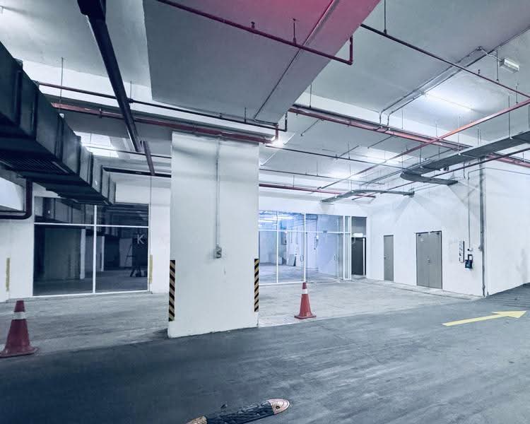 Retail Space untuk Disewa di Jalan Klang Lama (Old Klang Road) (Kuala Lumpur) - Kow Tze Fui - Car Park - PropertyGuru.com.my