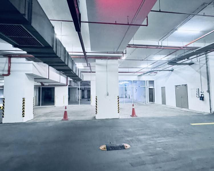 Retail Space untuk Disewa di Jalan Klang Lama (Old Klang Road) (Kuala Lumpur) - Kow Tze Fui - Car Park - PropertyGuru.com.my