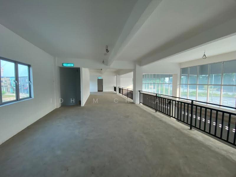 Shop / Office for Rent in Kampung Tanjung Lumpur (Kuantan) - Idham Che'Ali - Interior - PropertyGuru.com.my