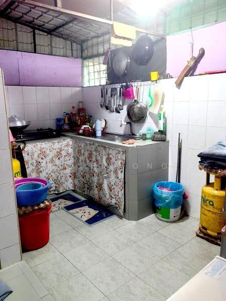 Rumah Teres 2-Tingkat untuk Dijual di Taman Megah Ria (Masai) - Rich Wong - Kitchen - PropertyGuru.com.my