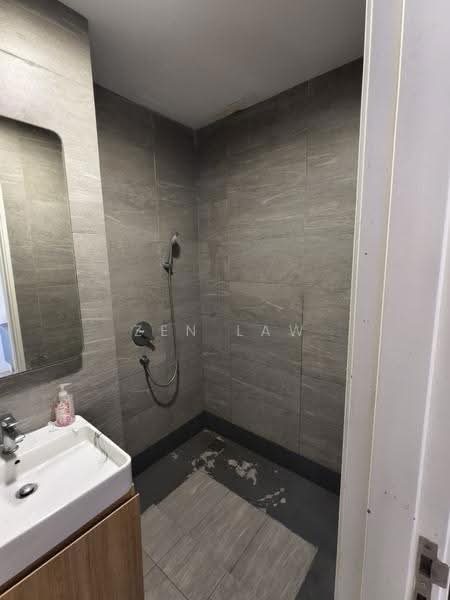 Kediaman Servis untuk Dijual di Aurora Suites @ Bukit Jalil - Zen Law - Bathroom - PropertyGuru.com.my