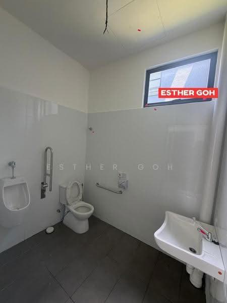Shop / Office for Rent in Simpang Ampat (Penang) - Esther Goh - Bathroom - PropertyGuru.com.my