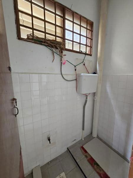 1-storey Terraced House for Sale in Skudai (Johor) - Vince Soo - Bathroom - PropertyGuru.com.my