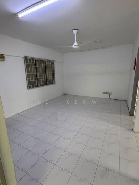 Apartment for Sale at Sri Ivori Apartment - Lei Seow - PropertyGuru.com.my