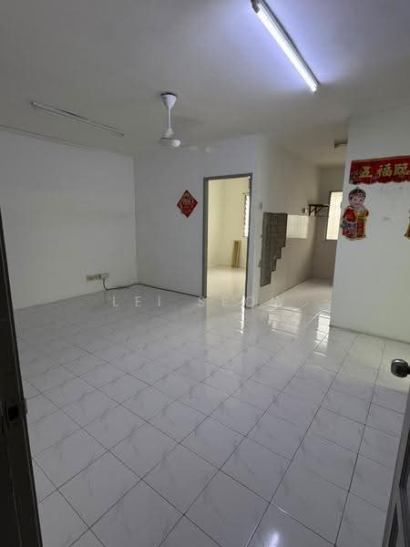 Apartment for Sale at Sri Ivori Apartment - Lei Seow - PropertyGuru.com.my