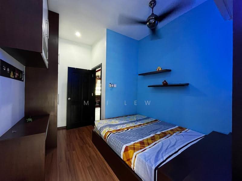 3-storey Terraced House for Sale in Jelutong (Penang) - Mei Lew - Bedroom - PropertyGuru.com.my