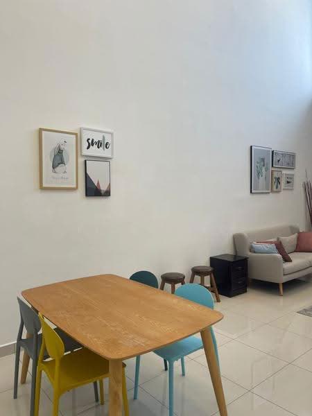 Condominium for Rent at The Parque Residences - Fiona Lee - Dining Room - PropertyGuru.com.my