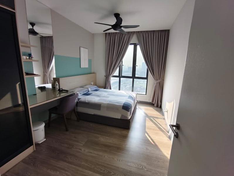 Kediaman Servis untuk Dijual di United Point (Residensi Berpadu) - Alex Ang - Bedroom - PropertyGuru.com.my