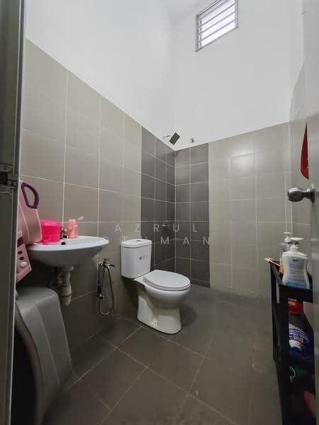 Rumah Teres 1-Tingkat untuk Dijual di Senawang (Negeri Sembilan) - Azrul Othman - Bathroom - PropertyGuru.com.my