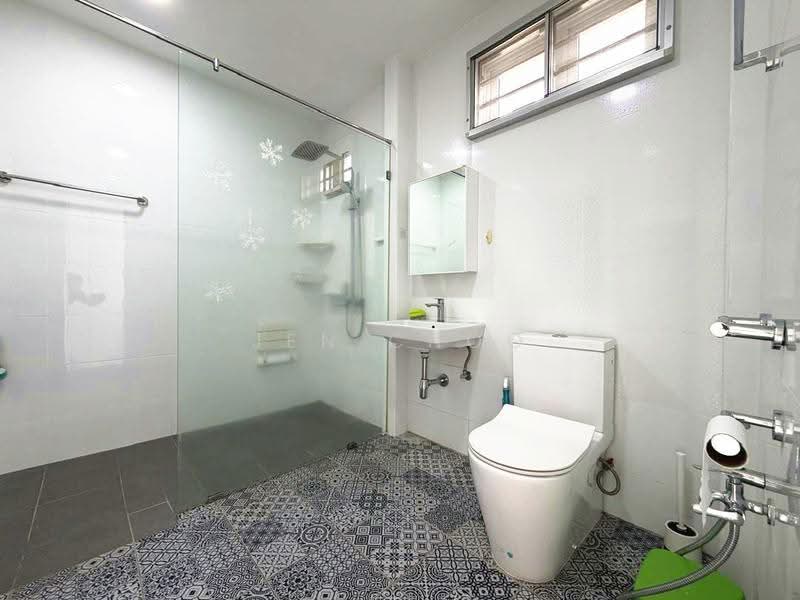 Semi-Detached House for Sale in Ayer Itam (Penang) - Jen Choo - Bathroom - PropertyGuru.com.my