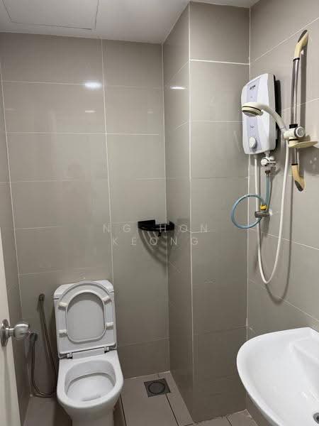 Service Residence for Rent at The Scott Garden SOHO - Ng Hon Keong - Bathroom - PropertyGuru.com.my