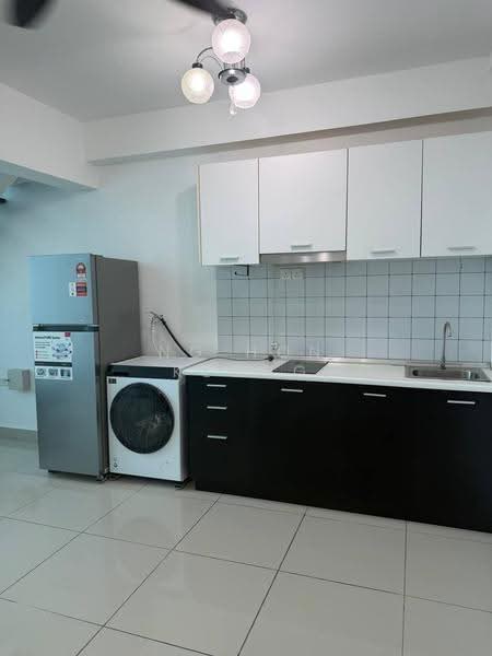 Service Residence for Rent at The Scott Garden SOHO - Ng Hon Keong - Kitchen - PropertyGuru.com.my