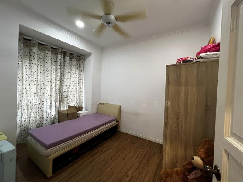 Rumah Berkembar untuk Dijual di Taman Equine (Seri Kembangan) - Aaron Yong - Bedroom - PropertyGuru.com.my