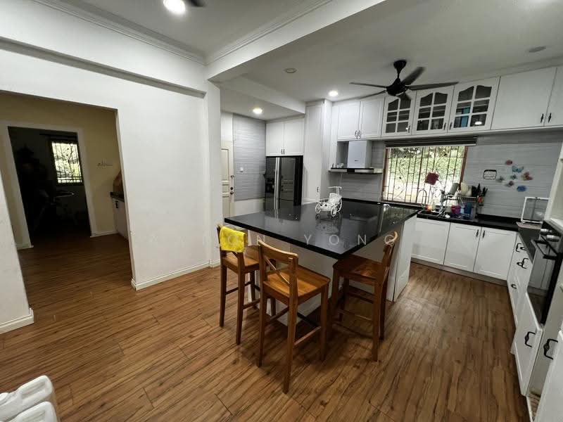 Rumah Berkembar untuk Dijual di Taman Equine (Seri Kembangan) - Aaron Yong - PropertyGuru.com.my