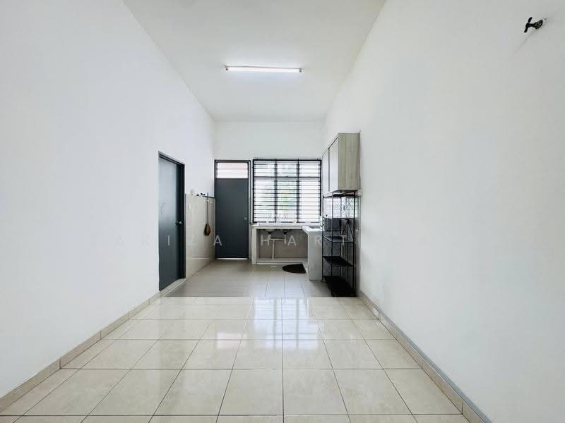 Rumah Teres 1-Tingkat untuk Dijual di Banting (Selangor) - Sariza Hartanah - PropertyGuru.com.my