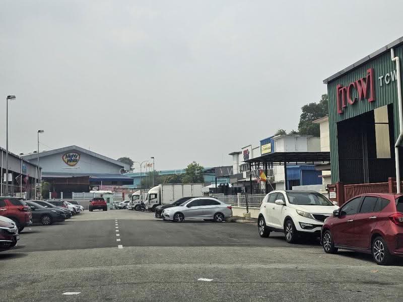 Kilang untuk Dijual di Seri Kembangan (Selangor) - Chloe Wai - Exterior - PropertyGuru.com.my