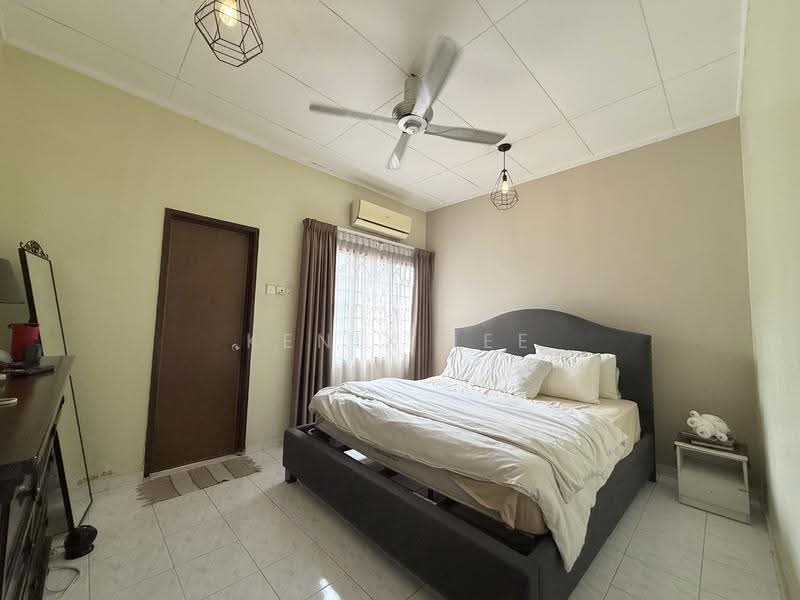 Rumah Teres 2-Tingkat untuk Disewa di Putra Heights (Subang Jaya) - Kenix Lee - Bedroom - PropertyGuru.com.my