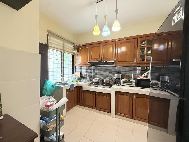 Rumah Teres 2-Tingkat untuk Disewa di Putra Heights (Subang Jaya) - Kenix Lee - Kitchen - PropertyGuru.com.my