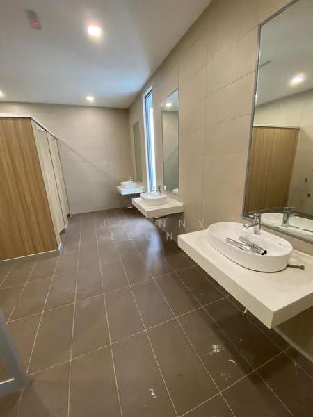 Condominium for Sale at Lakefront Residence - Johnny Leong - Bathroom - PropertyGuru.com.my