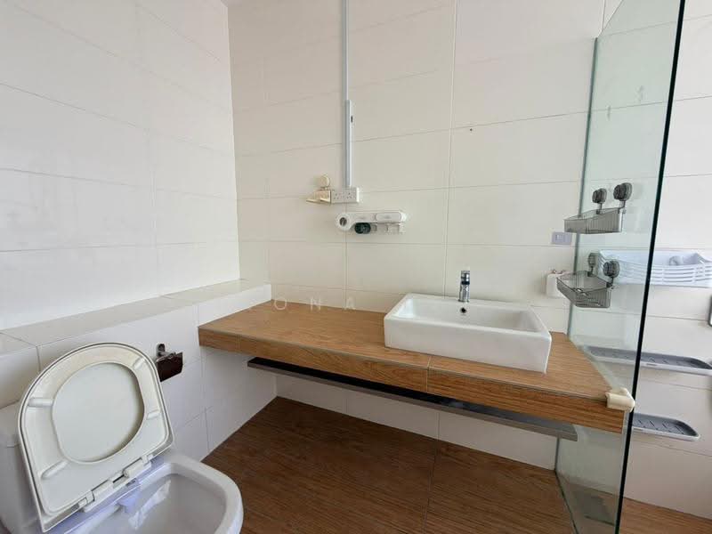 Condominium for Rent at The Parque Residences - Fiona Lee - Bathroom - PropertyGuru.com.my