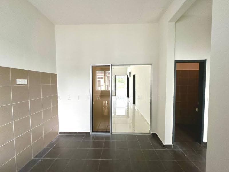 Rumah Teres 1-Tingkat untuk Dijual di Sepang (Selangor) - Azira Ahmad - Interior - PropertyGuru.com.my