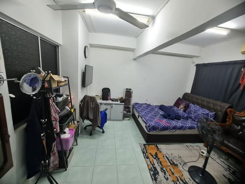 2-storey Terraced House for Sale in Taman Putra (Ampang) - Yuki Yap - Bedroom - PropertyGuru.com.my