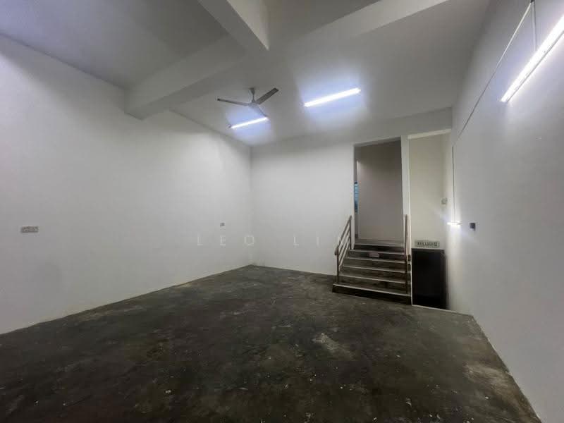 Shop for Rent in Saujana Impian (Kajang) - Leo Lim - Interior - PropertyGuru.com.my