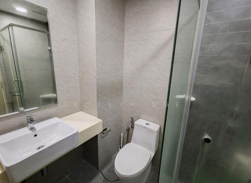 Condominium for Rent at Vivo Residential Suites - Jacklyn Nge - Bathroom - PropertyGuru.com.my