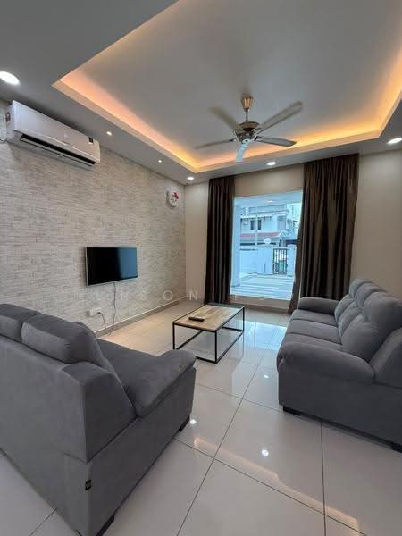 Rumah Kluster untuk Disewa di Ulu Tiram (Johor) - Vison Foo - Living Room - PropertyGuru.com.my
