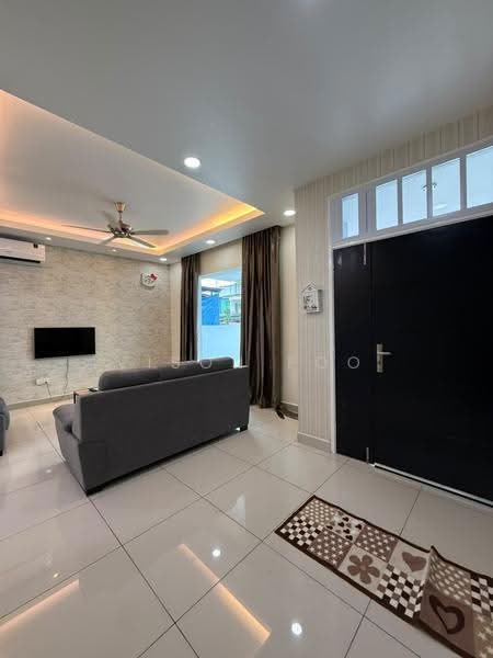 Rumah Kluster untuk Disewa di Ulu Tiram (Johor) - Vison Foo - Living Room - PropertyGuru.com.my