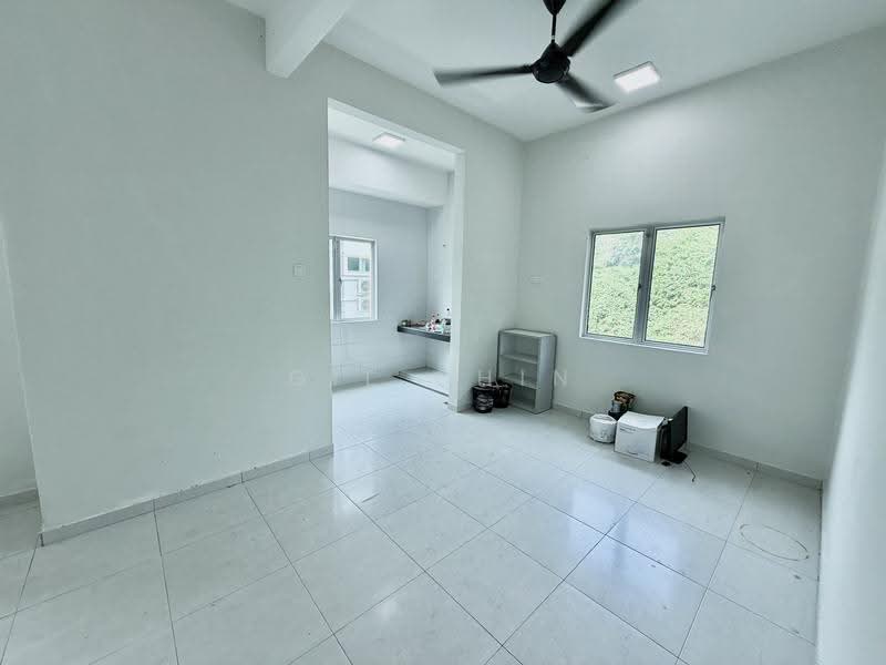 Rumah Bandar untuk Disewa di Taman Bandar Meru Prima (Ipoh) - Gil Chin - Kitchen - PropertyGuru.com.my