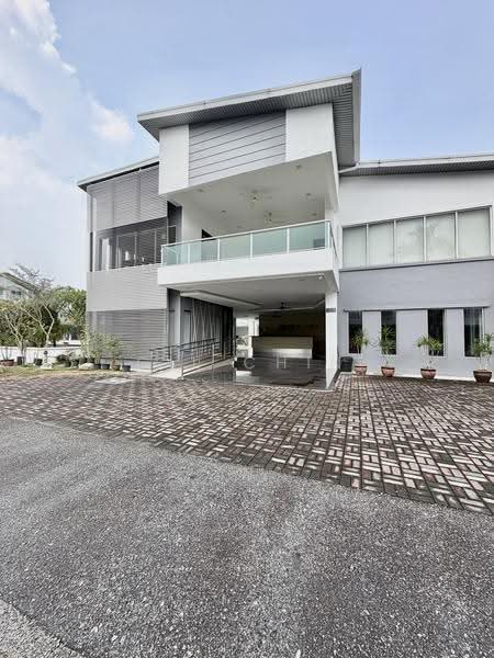 Rumah Bandar untuk Disewa di Taman Bandar Meru Prima (Ipoh) - Gil Chin - Exterior - PropertyGuru.com.my