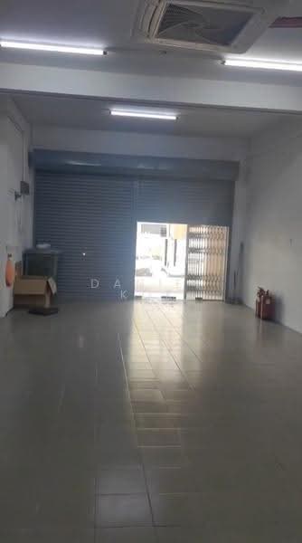 Shop for Rent in Bandar Botanic (Klang) - Daniel Kok - Entrance - PropertyGuru.com.my