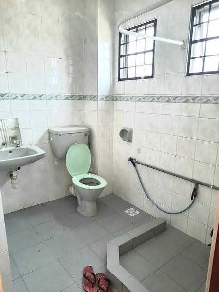 Rumah Teres untuk Dijual di TAMAN PUCHONG UTAMA (Puchong) - Jessica Tai - Bathroom - PropertyGuru.com.my