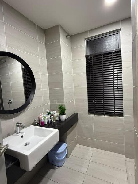 Rumah Berkembar untuk Dijual di Taman Semanja (Kajang) - Dlynie Ooi - Bathroom - PropertyGuru.com.my