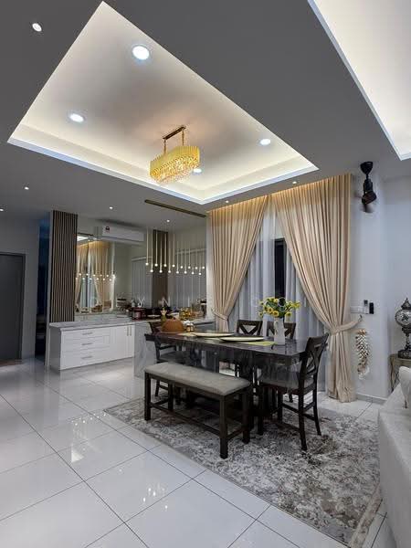 Rumah Berkembar untuk Dijual di Taman Semanja (Kajang) - Dlynie Ooi - Dining Room - PropertyGuru.com.my