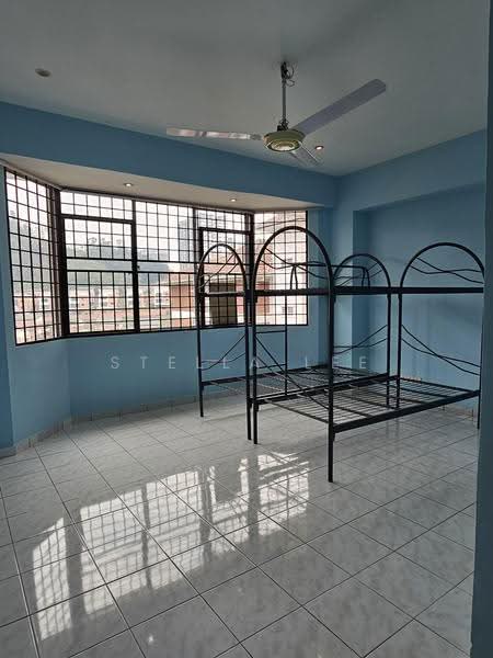 Condominium for Sale at Green Acre - Stella Lee - Bedroom - PropertyGuru.com.my