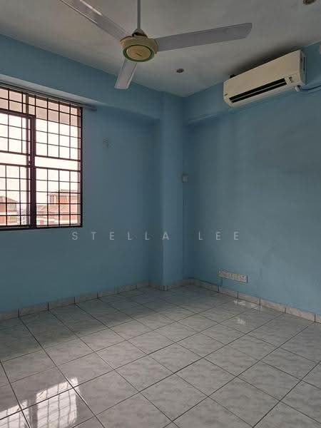 Condominium for Sale at Green Acre - Stella Lee - Interior - PropertyGuru.com.my