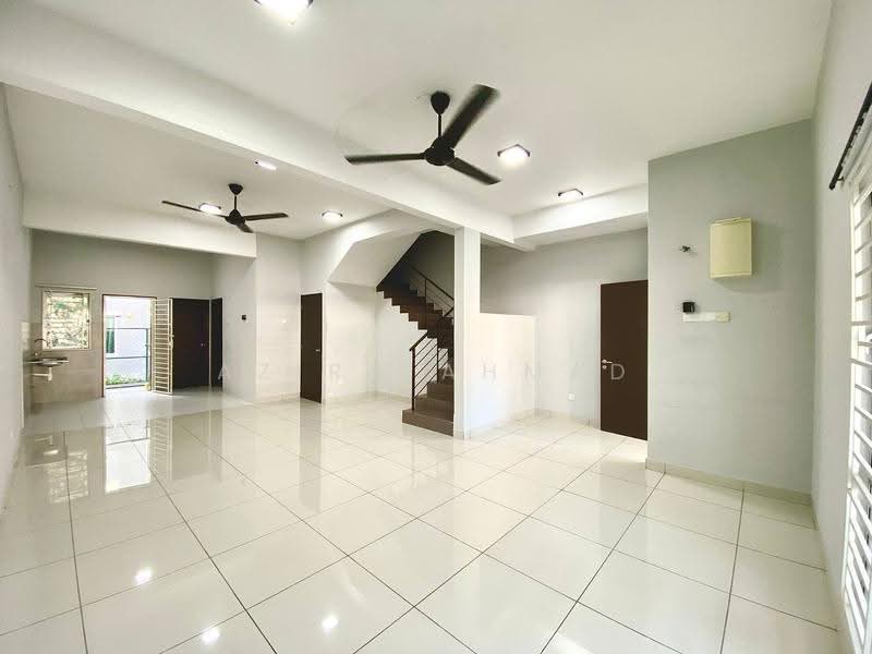 2-storey Terraced House for Sale in Dengkil (Selangor) - Azira Ahmad - Living Room - PropertyGuru.com.my