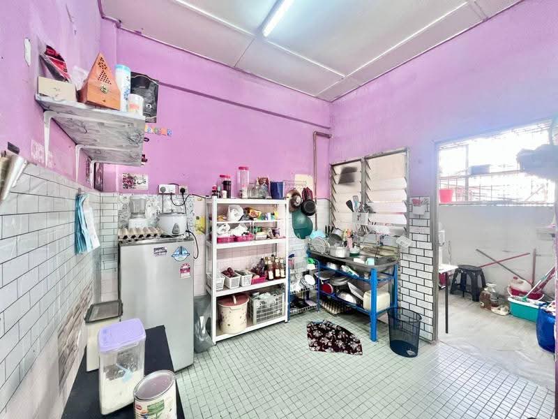 Flat for Sale at Desa Tasik Fasa 1A - Syakir Adman - Kitchen - PropertyGuru.com.my