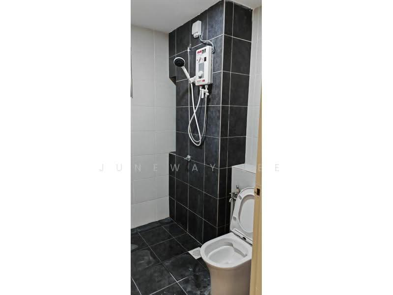 Apartment for Rent at D'Cerrum Apartment - Juneway Lee - Bathroom - PropertyGuru.com.my