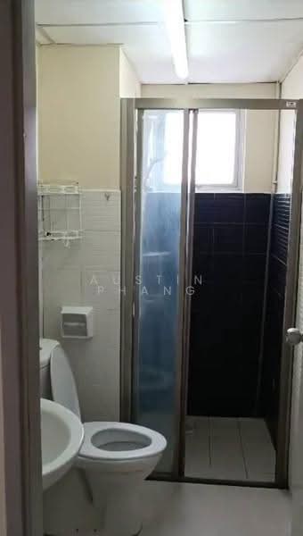 Kondominium untuk Disewa di Axis Residence - Austin Phang - Bathroom - PropertyGuru.com.my