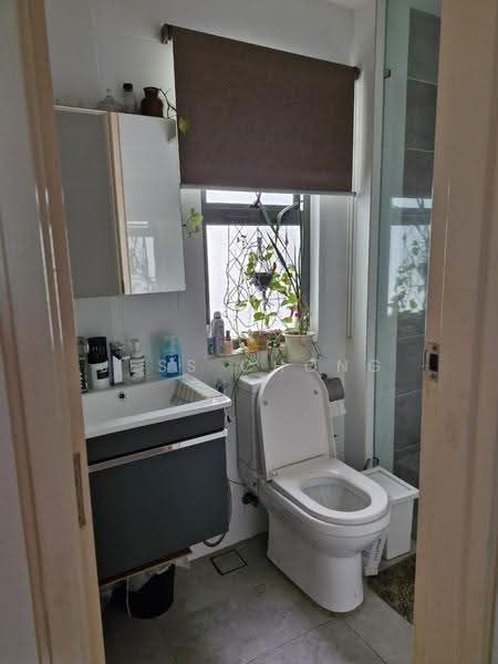 Kondominium untuk Dijual di Trinity Aquata - Jess Chong - Bathroom - PropertyGuru.com.my