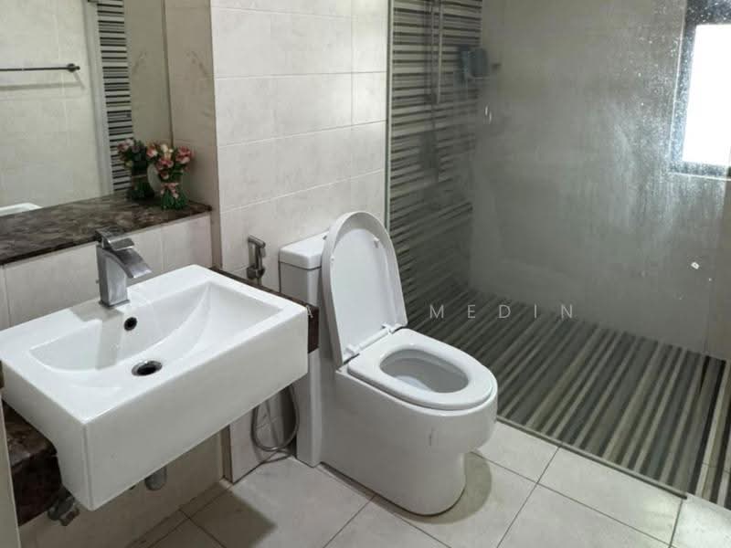 2-storey Terraced House for Sale in Cyberjaya (Selangor) - Adzura Zamedin - Bathroom - PropertyGuru.com.my