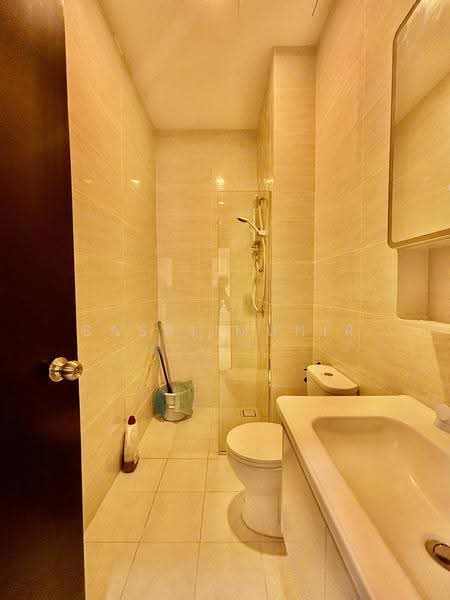 Kondominium untuk Disewa di Brezza Hill - Basri Munir - Bathroom - PropertyGuru.com.my