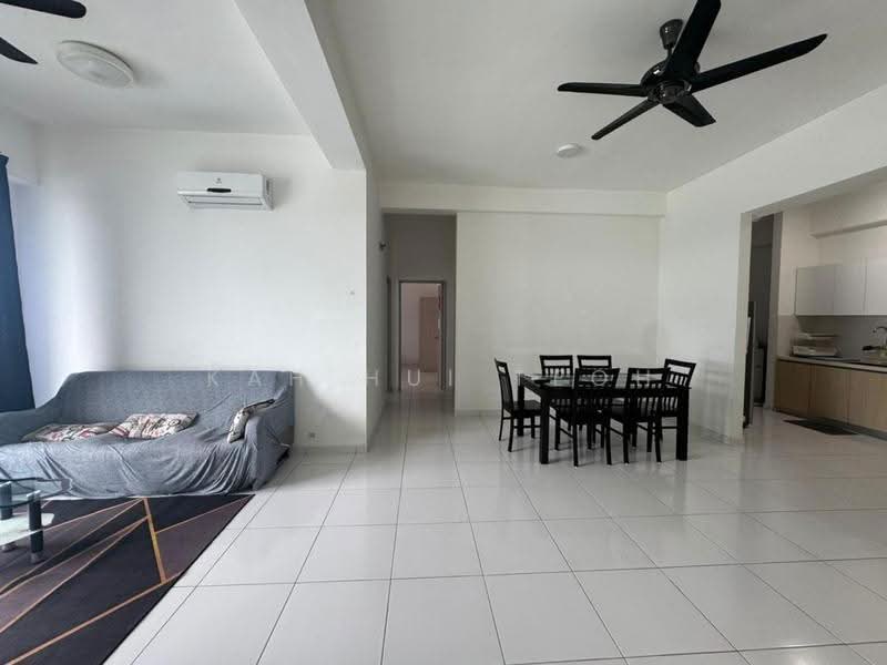 Kondominium untuk Disewa di Spectrum Residence (Alam Permai) - Kah Hui Teoh - Living Room - PropertyGuru.com.my
