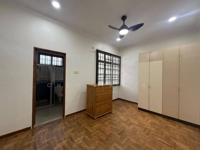 Rumah Teres 2-Tingkat untuk Disewa di Taman Molek (Johor Bahru) - Chew Jia Jia - Bedroom - PropertyGuru.com.my