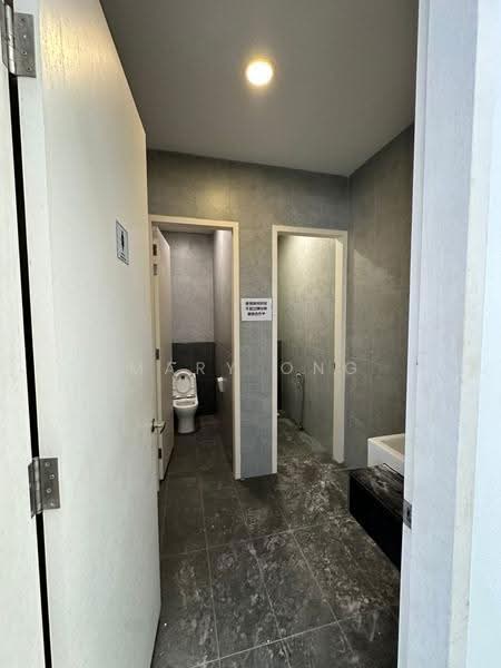 Gudang untuk Disewa di Eco Business Park 2 Senai (Senai) - Mary Ong - Bathroom - PropertyGuru.com.my