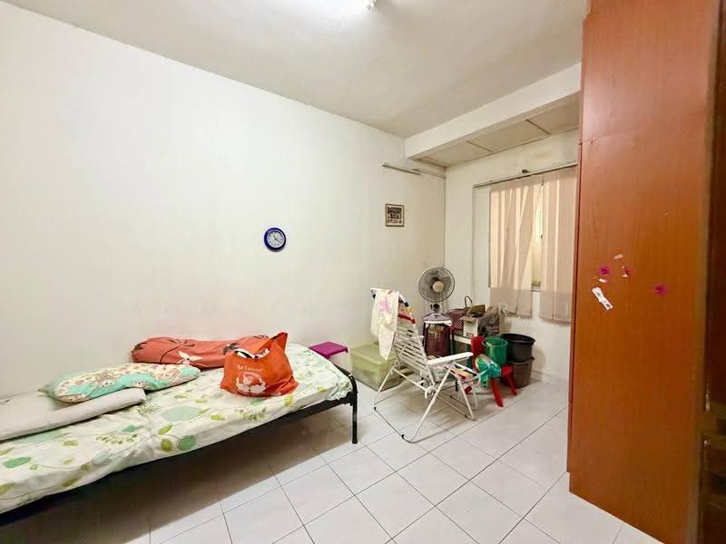 Rumah Teres 2-Tingkat untuk Dijual di SS17 (Subang Jaya) - Ammeer Nadzrai - Bedroom - PropertyGuru.com.my